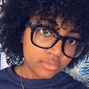 Meet your Posher, Ariana